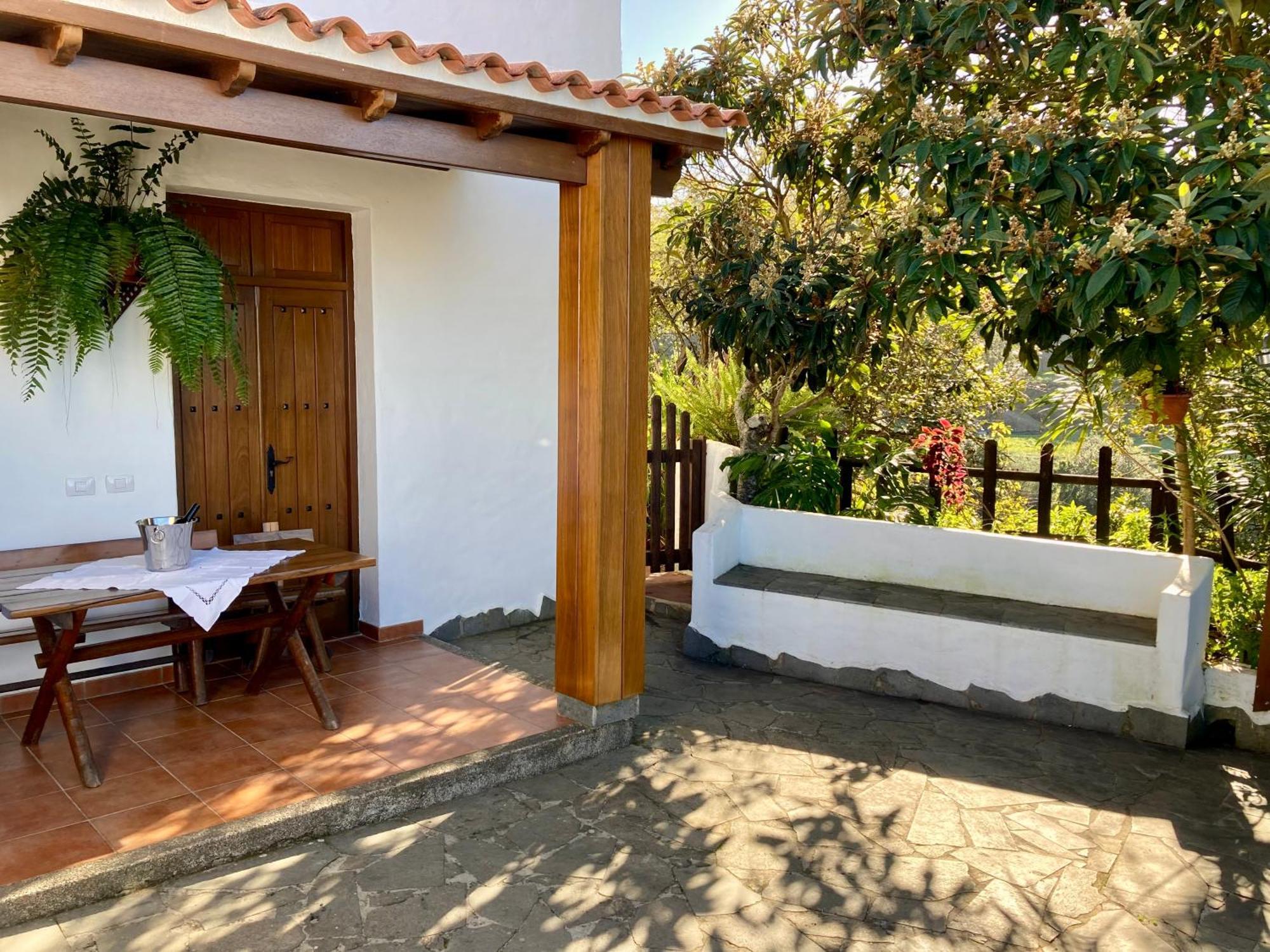 Bella Doramas Casas Rurales Panchita & Millo Moya  Exterior foto